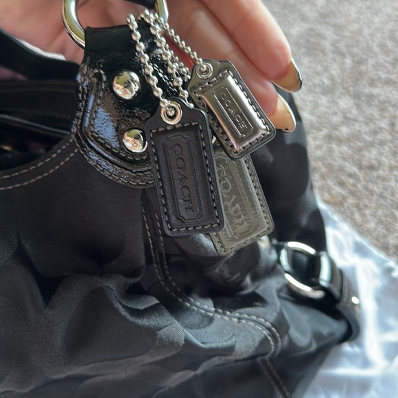 COACH SIGNATURE COLLECTION!!!! Purse and WALLET DUO! - Picture 5 of 17